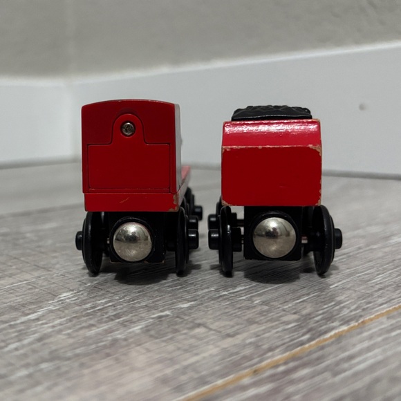 Wooden James and Tender - Picture 4 of 8